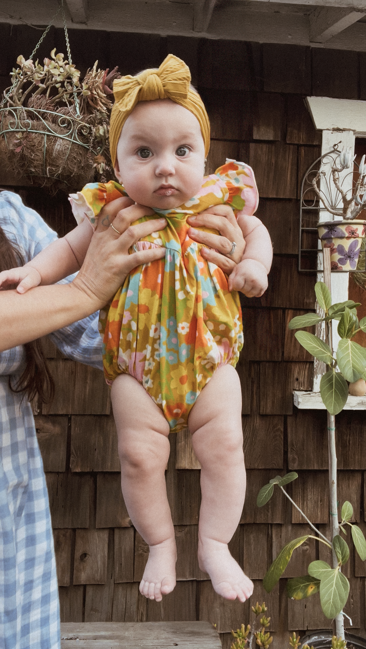 Baby Girl’s Flutter Romper in Sixties Wild Blooms