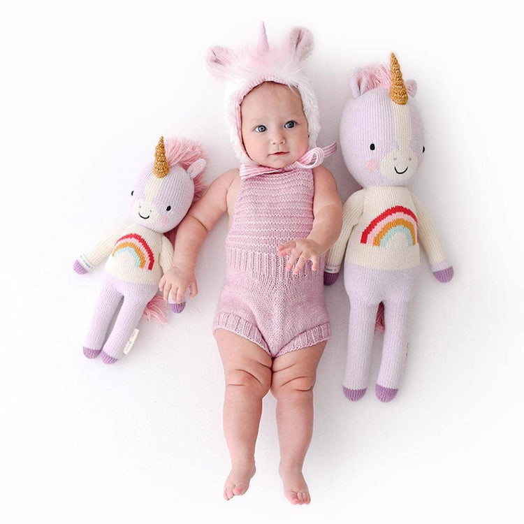 Zoe the unicorn, gives 10 meals