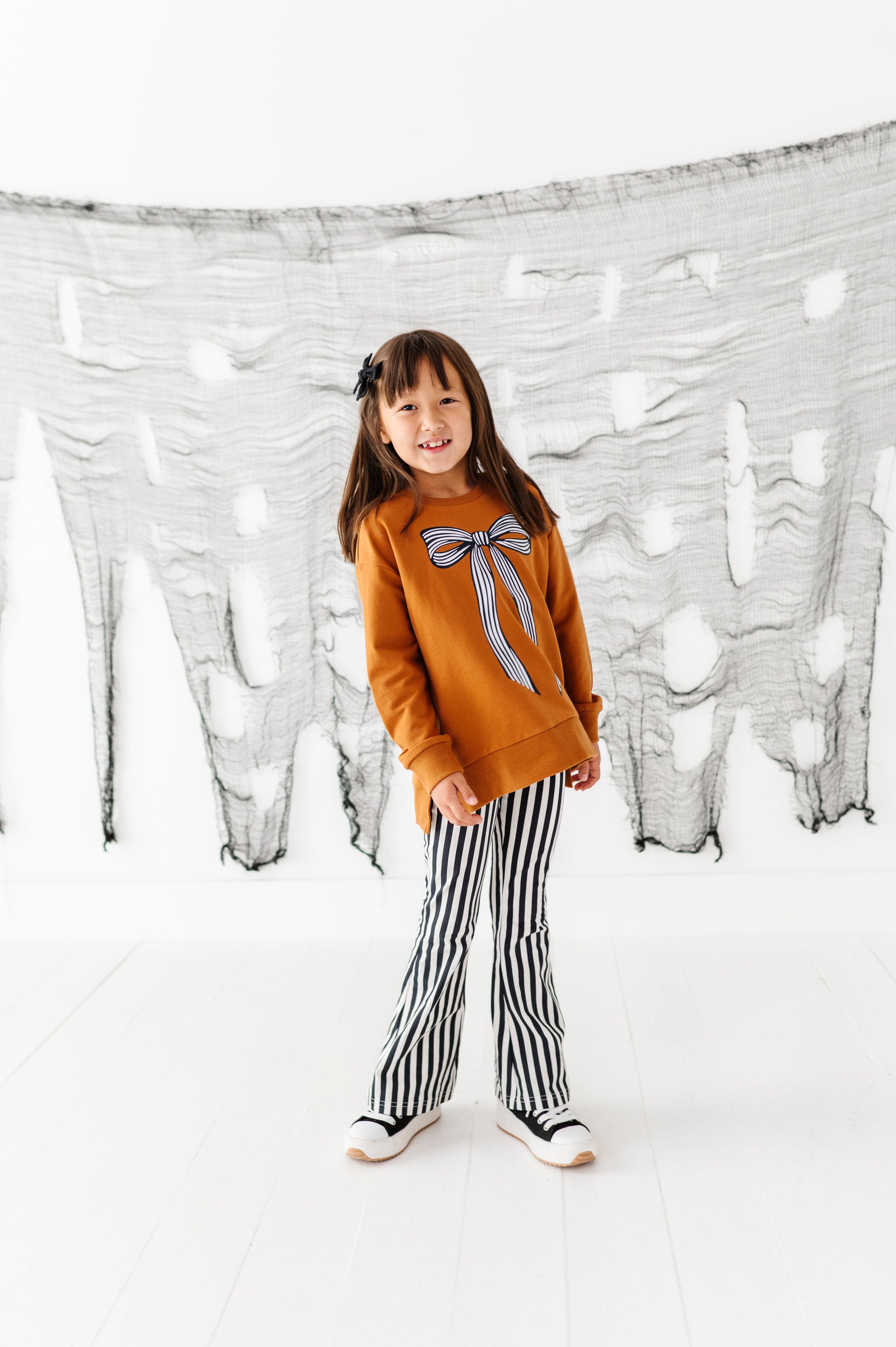 Striped Bow Side Split Sweatshirt