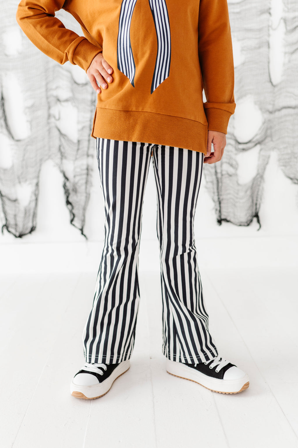 Striped Bow Side Split Sweatshirt