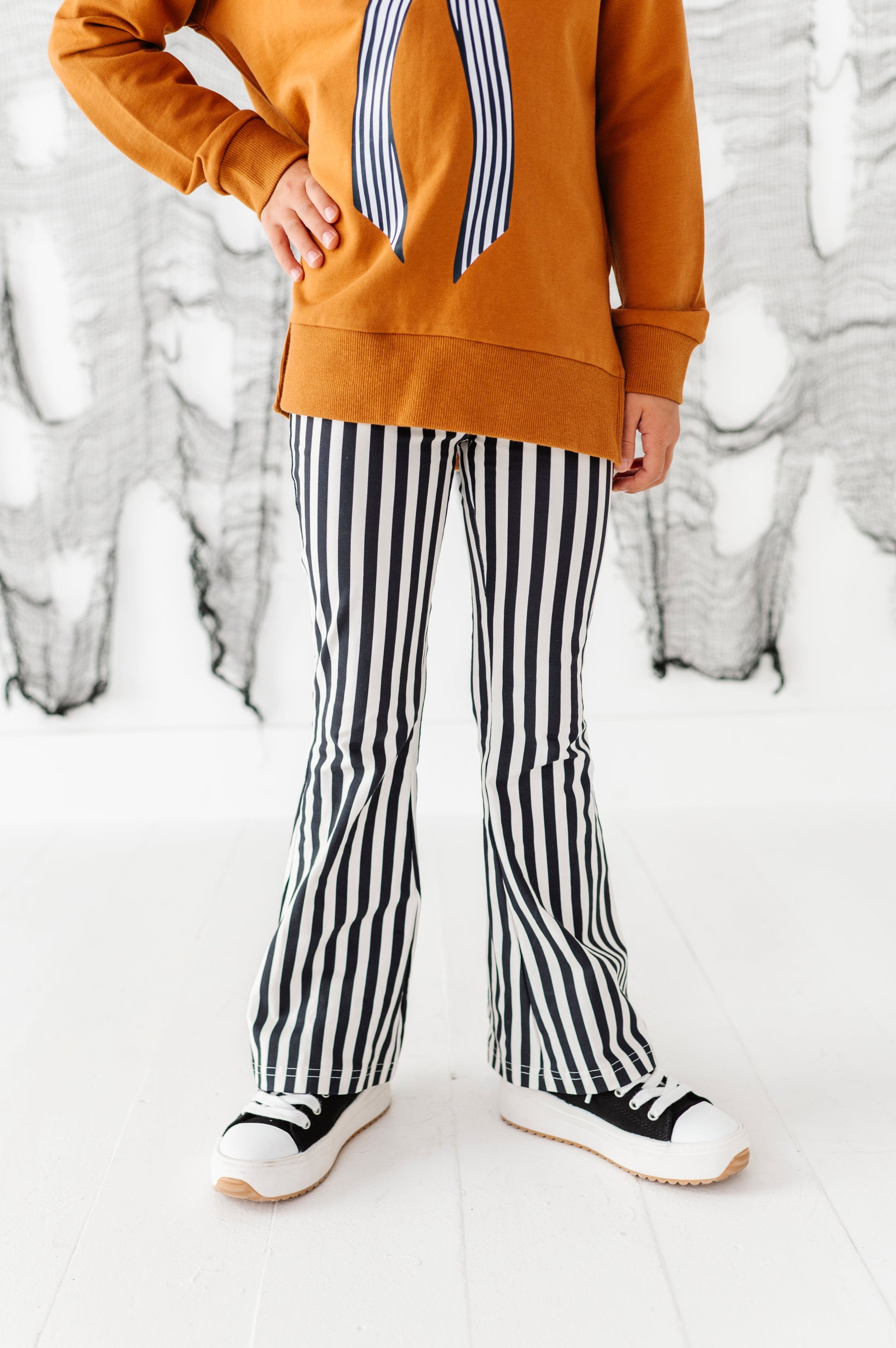 Striped Bow Side Split Sweatshirt