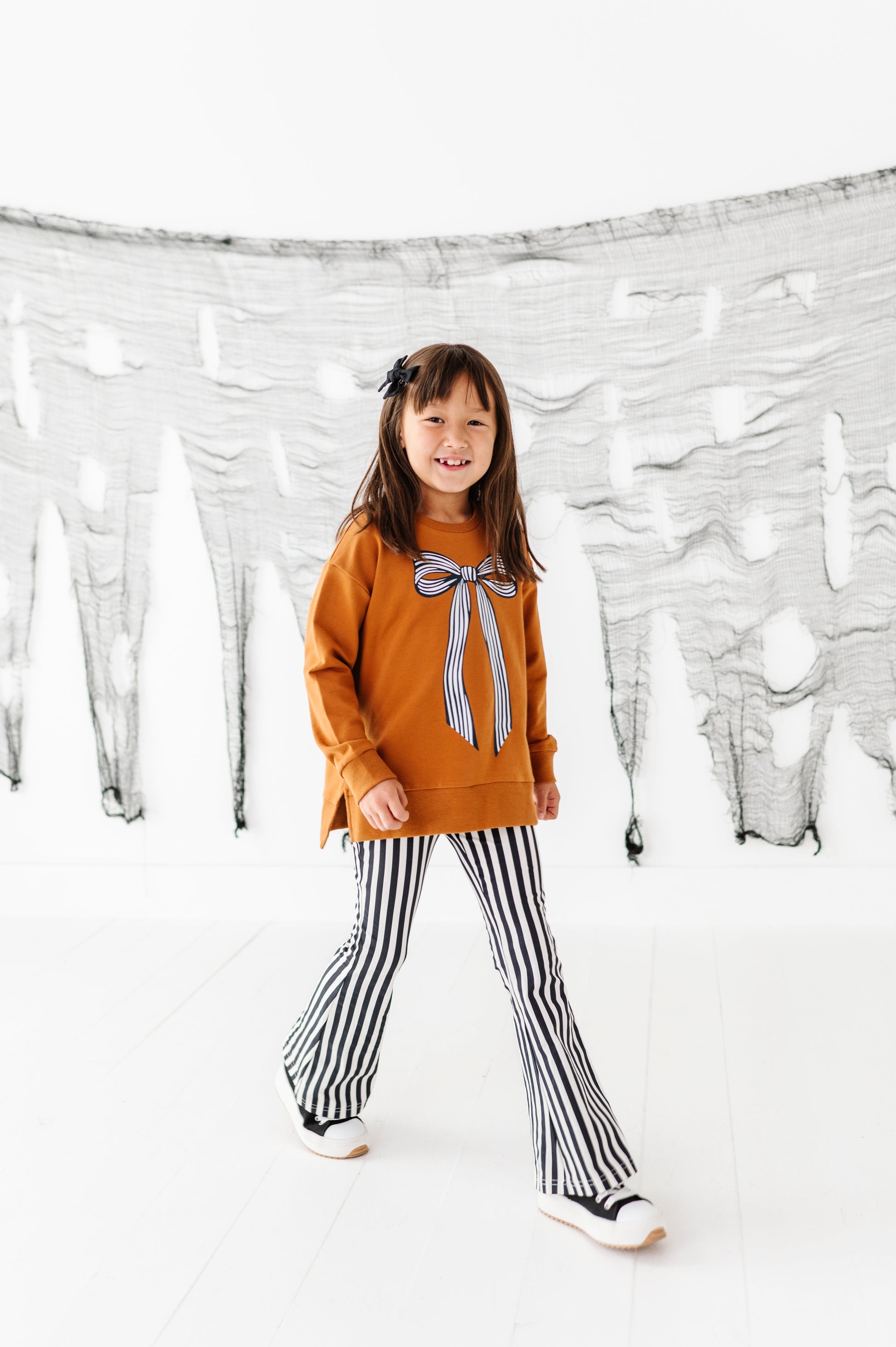 Striped Bow Side Split Sweatshirt