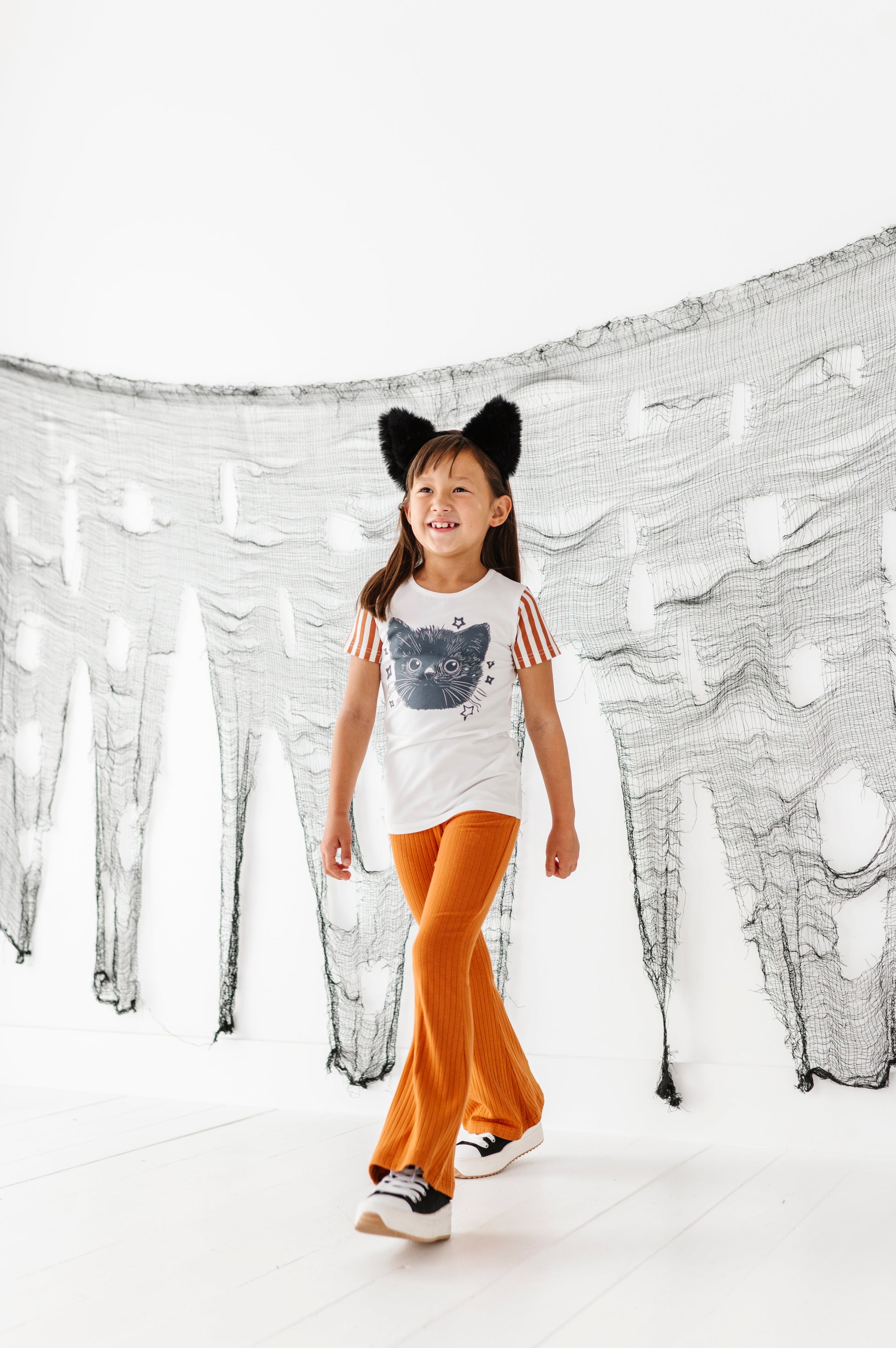 Kitty Cat Magic Tshirt