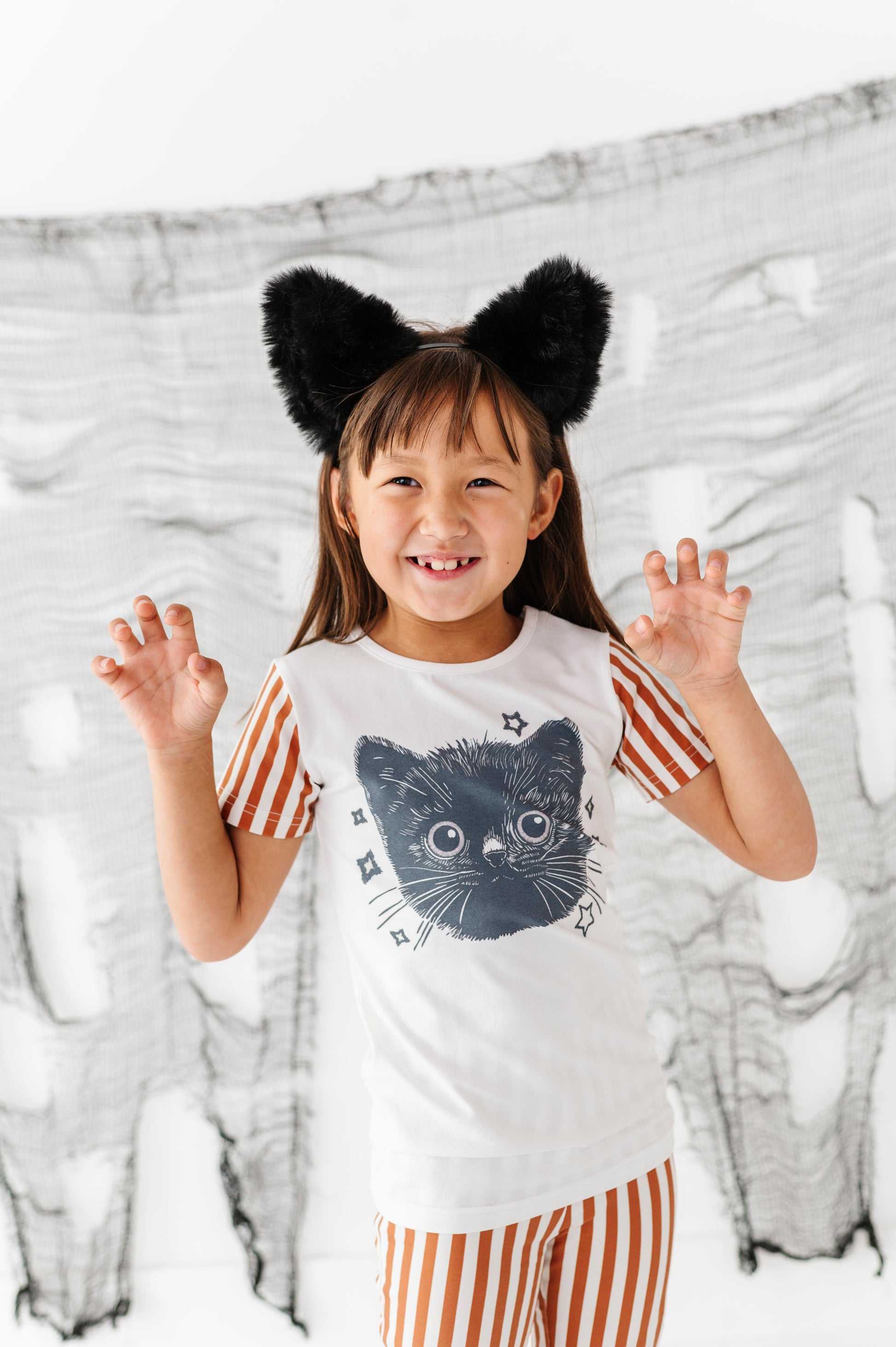 Kitty Cat Magic Tshirt