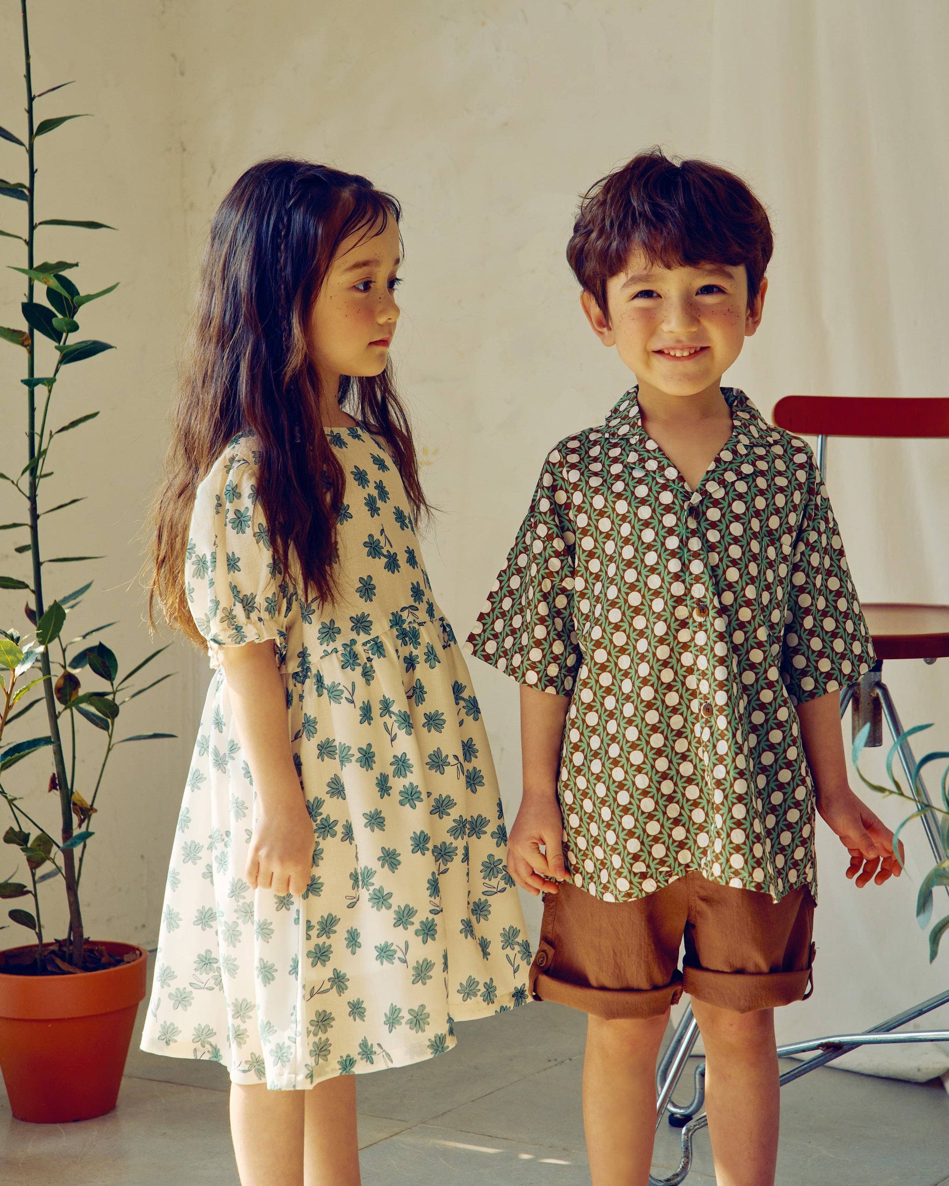 Forest Graphic Pattern Button Down Short Sleeve Shirt